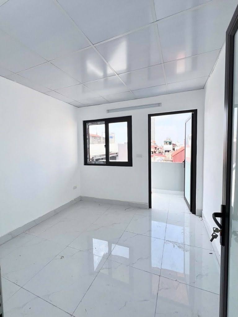 bán nhanh nhà phân lô phố Ngô Quyền 5 tầng nội thất đầy đủ 20m ô tô đỗ giá 5 tỷ